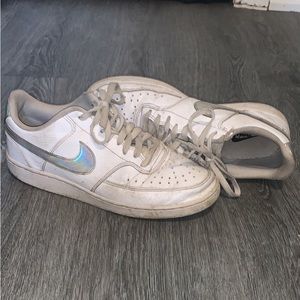 Nike Court Vision Low